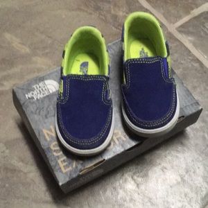 Toddler North face loafers